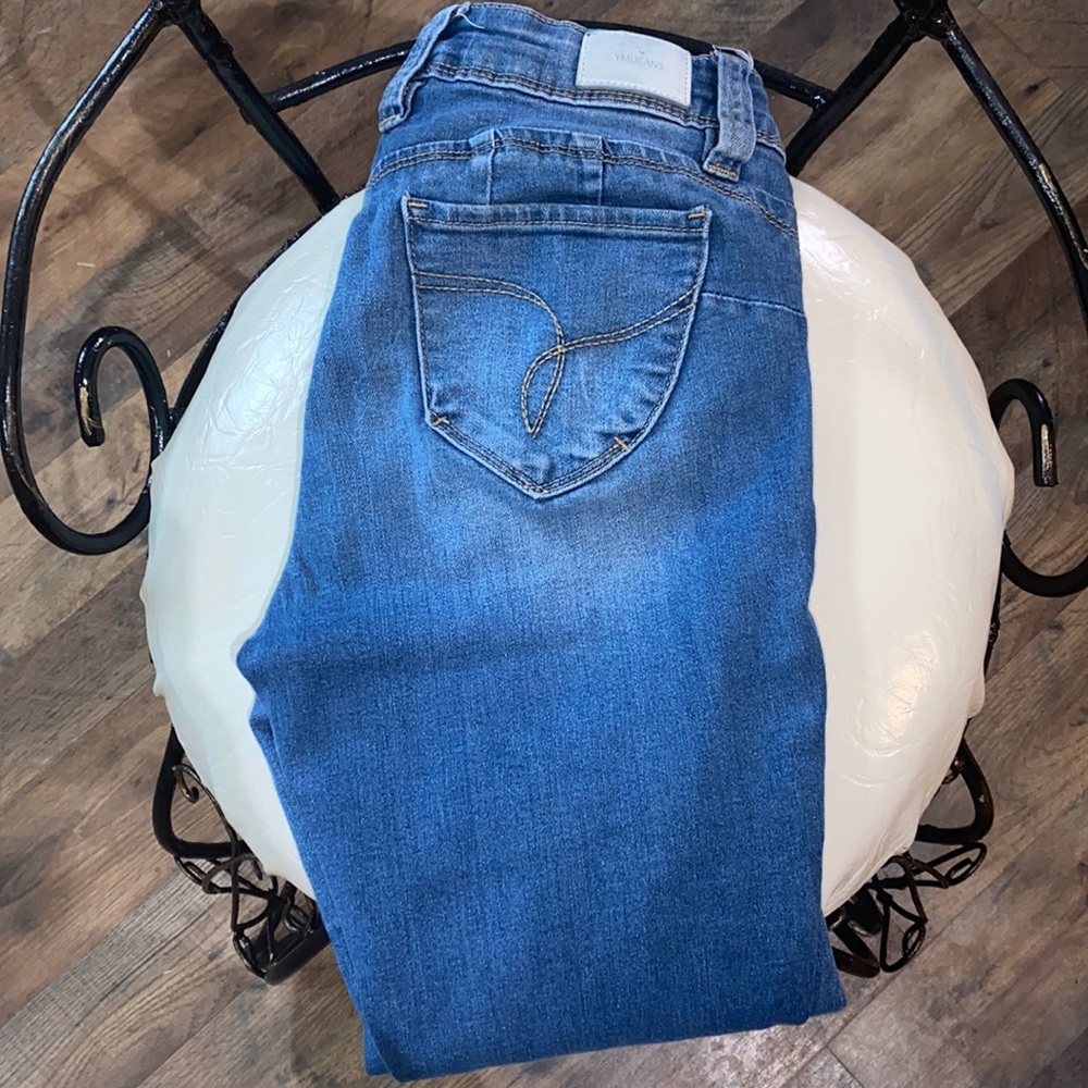 Wanna betta butt jeans